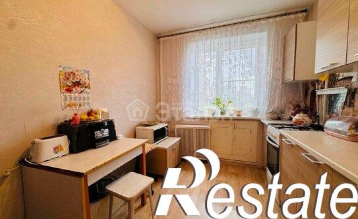 3-комн квартира улица Гейне, 17А,  д. 17А
