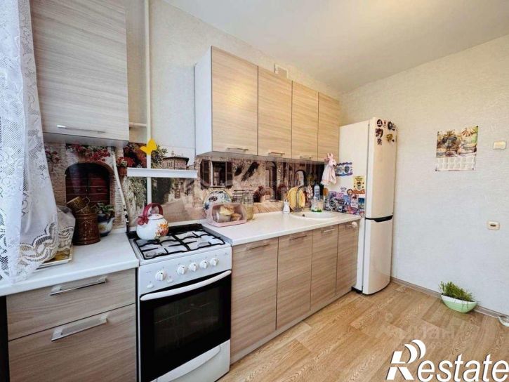 3-комн квартира улица Гейне, 17А,  д. 17А