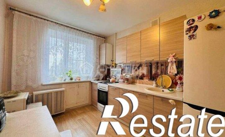 3-комн квартира улица Гейне, 17А,  д. 17А