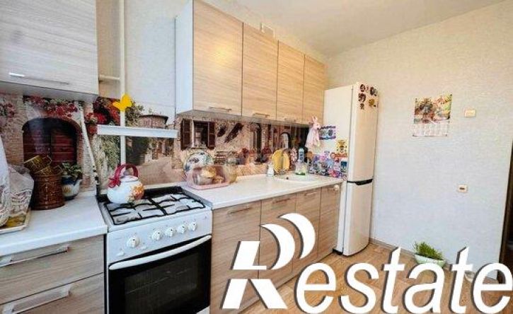 3-комн квартира улица Гейне, 17А,  д. 17А
