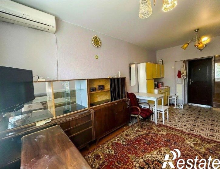 Комната улица 51-й Гвардейской дивизии, 31,  д. 31
