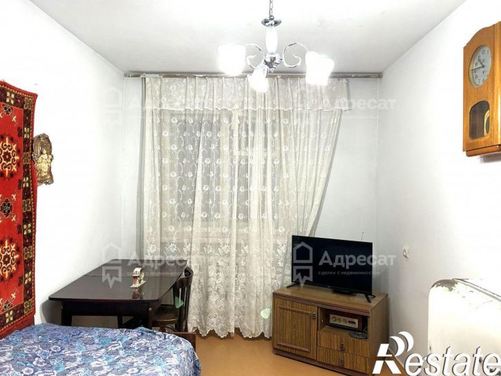 3-комн квартира ул. Петроградская,  д.7