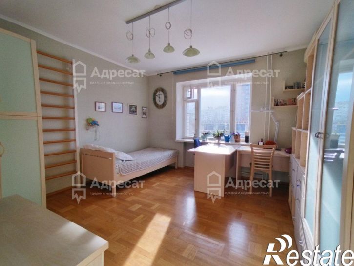 3-комн квартира ул. Ярославская,  д.10
