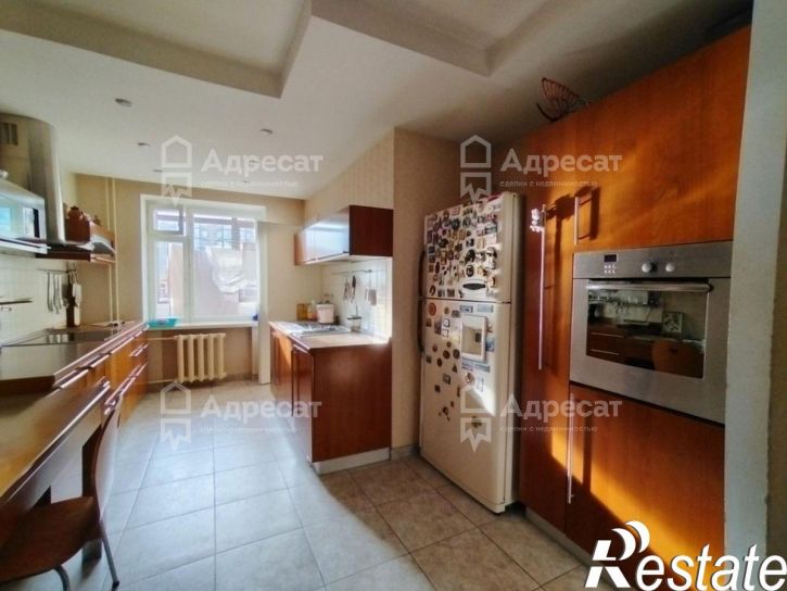 3-комн квартира ул. Ярославская,  д.10