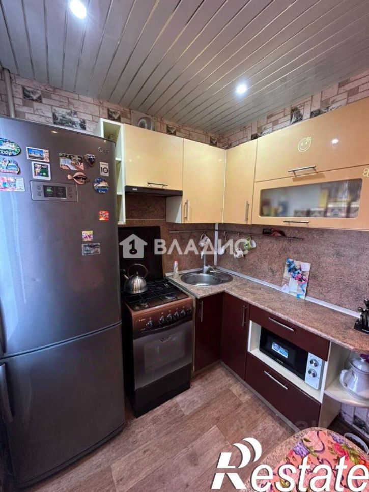 2-комн квартира Брестская улица, 3,  д. 3