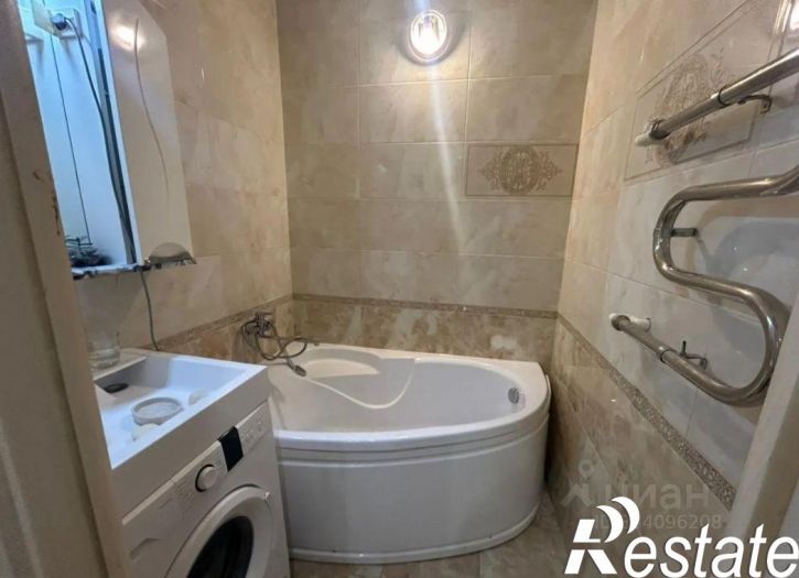 2-комн квартира улица Степанищева, 22,  д. 22