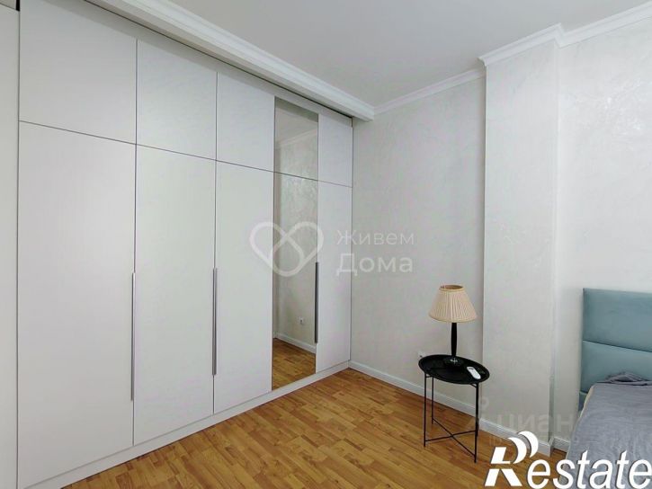 2-комн квартира проспект Маршала Жукова, 100,  д. 100