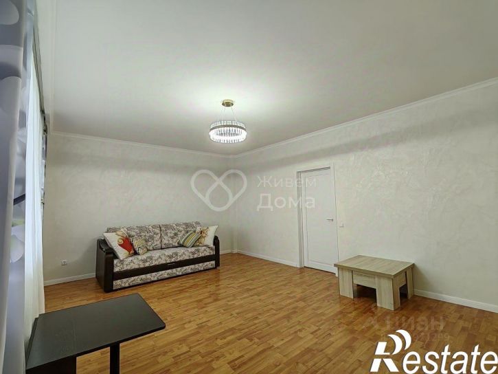 2-комн квартира проспект Маршала Жукова, 100,  д. 100