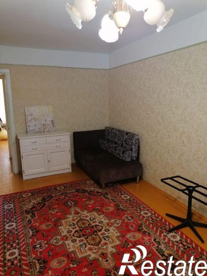 2-комн квартира улица Хользунова, 38,  д. 38