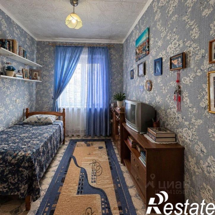 3-комн квартира улица Ломакина, 5А,  д. 5А