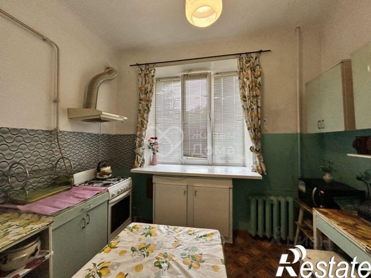 2-комн квартира Калининградская улица, 1,  д. 1