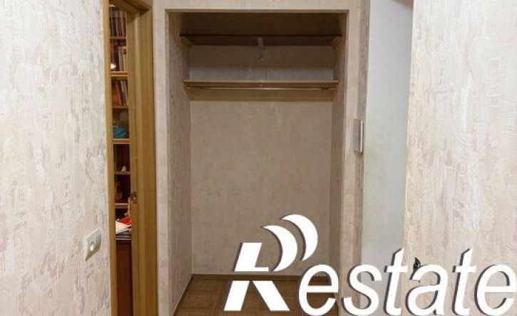 3-комн квартира улица Пархоменко, 27,  д. 27