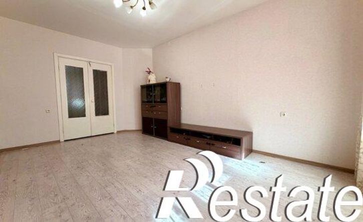 2-комн квартира улица Янки Купалы, 67А,  д. 67А