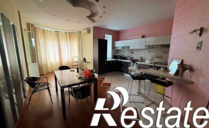 3-комн квартира Авиаторская улица, 1А,  д. 1А