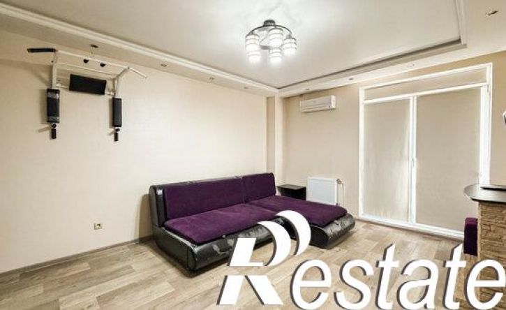 2-комн квартира улица 51-й Гвардейской, 28Б,  д. 28Б