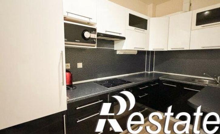 2-комн квартира улица 51-й Гвардейской, 28Б,  д. 28Б