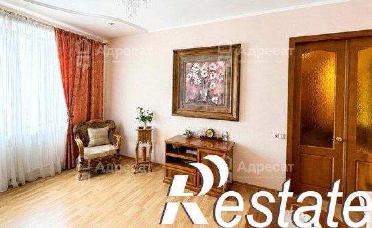 3-комн квартира улица Вершинина, 8,  д. 8