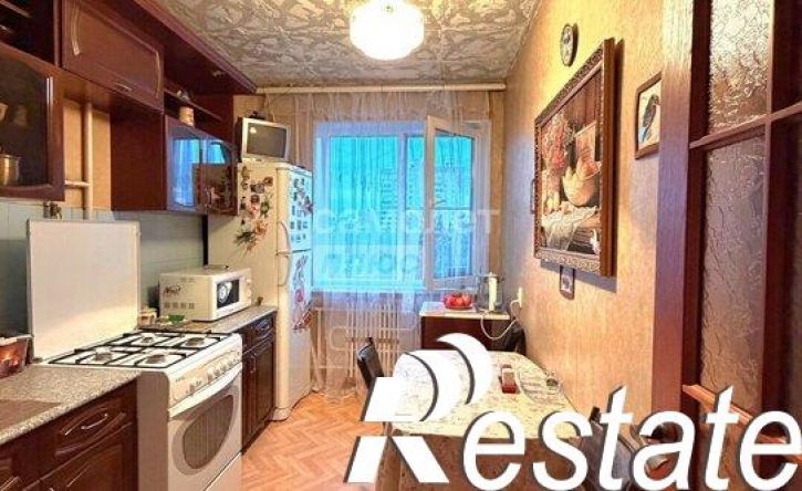 3-комн квартира улица 8-й Воздушной Армии, 37,  д. 37