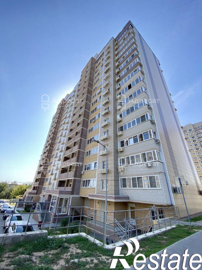 Купить квартиру за 8 000 000 рублей на ул. им. Буханцева,  д.40