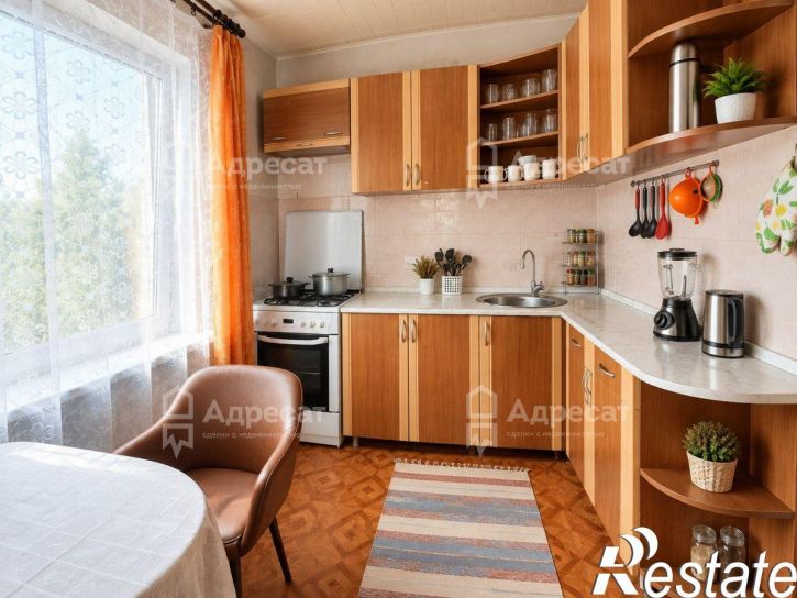 3-комн квартира ул. им. Академика Богомольца,  д.8