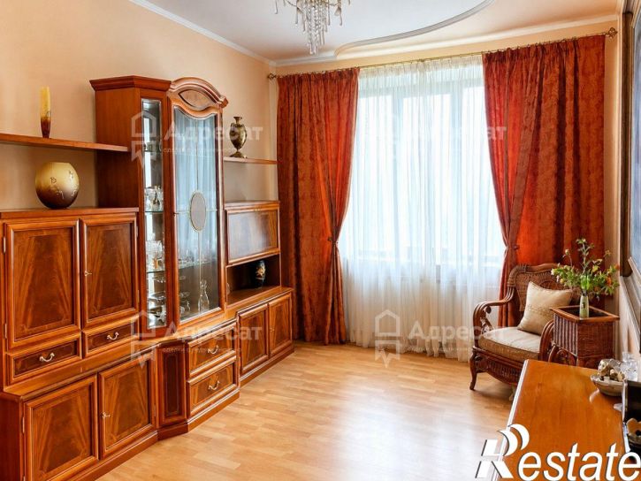 3-комн квартира ул. им. Вершинина,  д.8