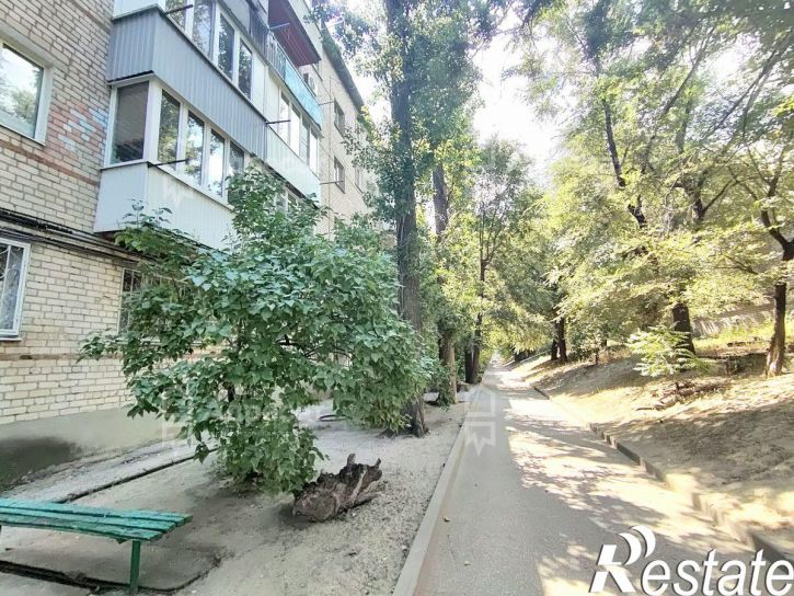 2-комн квартира ул. 35 Гвардейской,  д.13