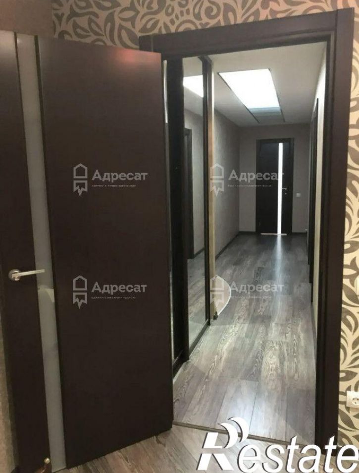 3-комн квартира ул. Череповецкая,  д.11/1