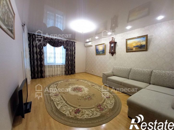 3-комн квартира ул. Космонавтов,  д.19