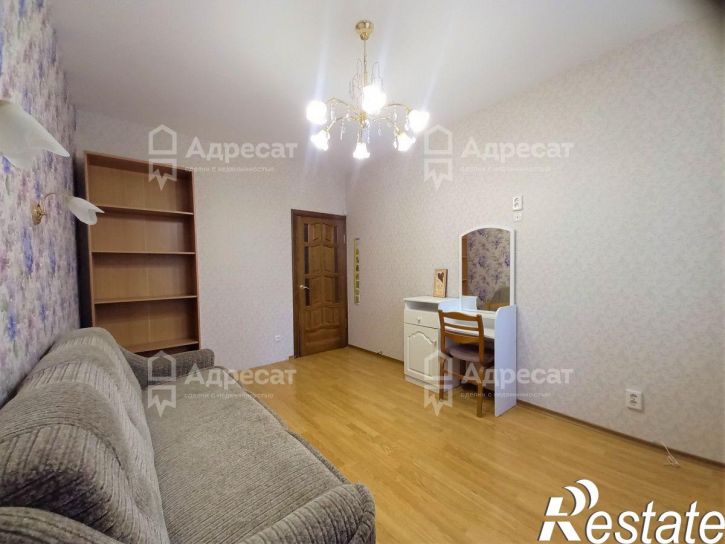 3-комн квартира ул. Космонавтов,  д.19