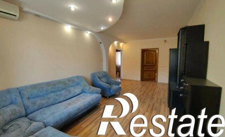 3-комн квартира улица Рихарда Зорге, 49,  д. 49