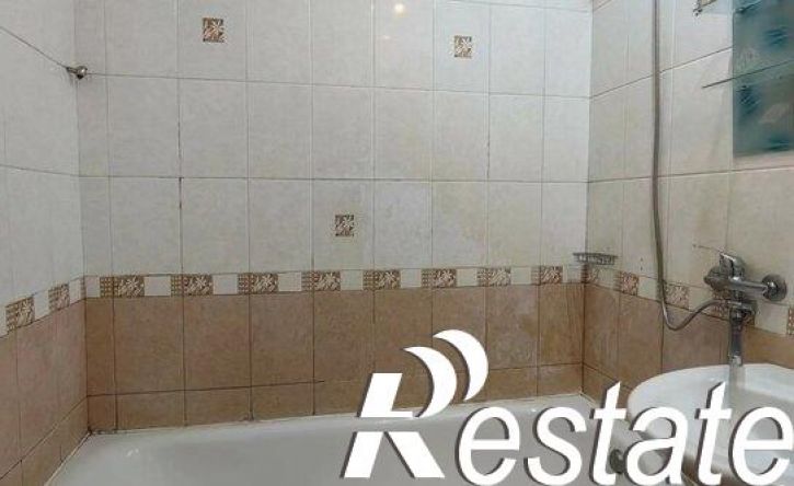 3-комн квартира улица Рихарда Зорге, 49,  д. 49