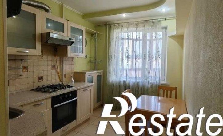 3-комн квартира улица Рихарда Зорге, 49,  д. 49