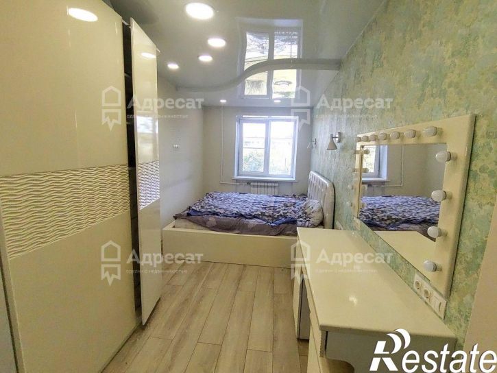 3-комн квартира ул. 64-й Армии,  д.75