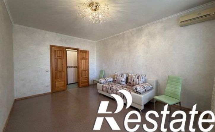 3-комн квартира улица Константина Симонова, 30,  д. 30