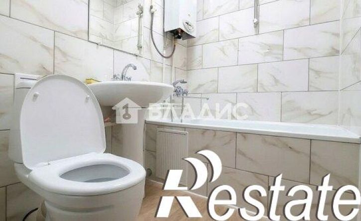2-комн квартира улица 64-й Армии, 16,  д. 16