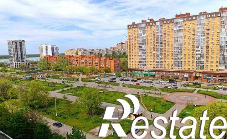 3-комн квартира улица 50 лет Октября, 17,  д. 17