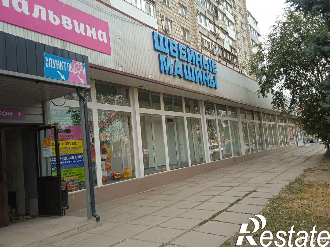 Сдать торговое помещение за 630 000 рублей на бульвар Энгельса, 25