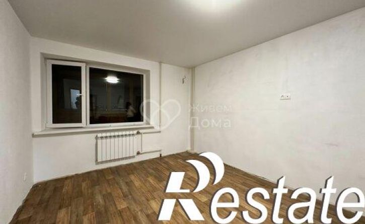 1-комн квартира улица Землячки, 27Б,  д. 27Б