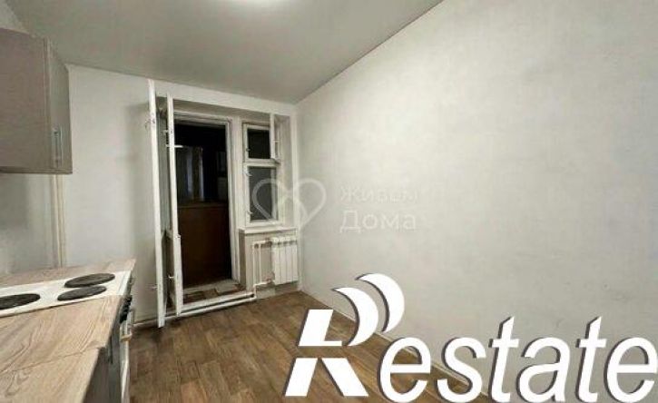 1-комн квартира улица Землячки, 27Б,  д. 27Б