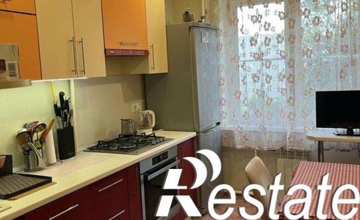 3-комн квартира бульвар 30-летия Победы, 20,  д. 20