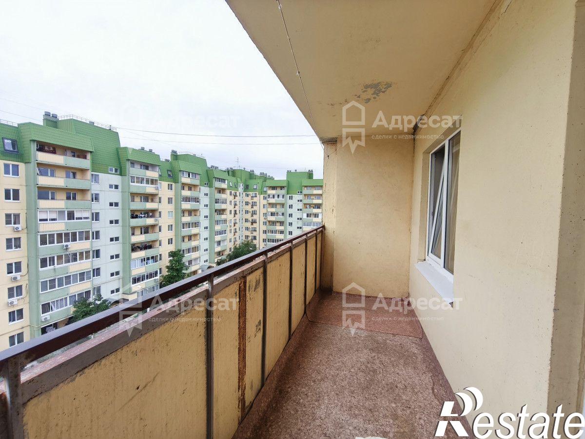 Купить квартиру за 5 390 000 рублей на ул. Комарова,  д.79