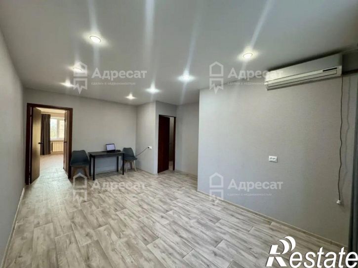 2-комн квартира ул. 64-й Армии,  д.16