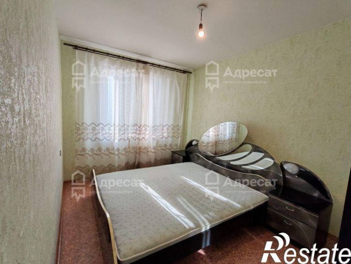 4-комн квартира ул. Шекснинская,  д.46