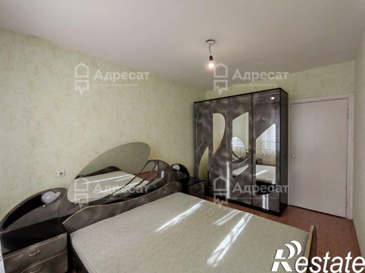 4-комн квартира ул. Шекснинская,  д.46