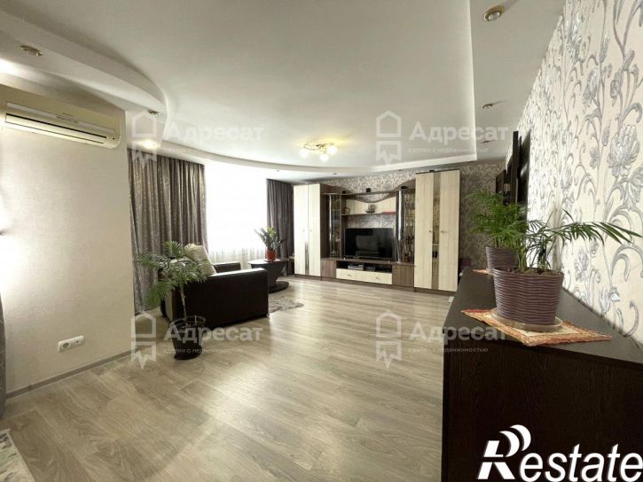 3-комн квартира ул. Колосовая,  д.10