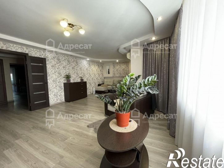 3-комн квартира ул. Колосовая,  д.10