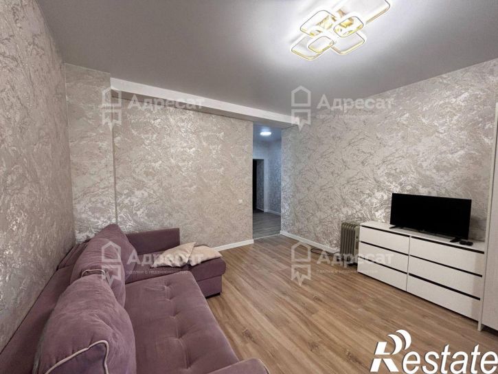 3-комн квартира ул. Печатная,  д.10