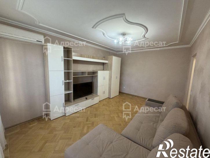 3-комн квартира ул. им. К. Симонова,  д.42