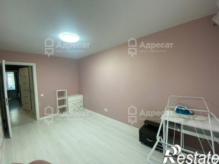 3-комн квартира ул. Загорская,  д.8