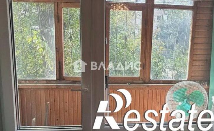 2-комн квартира улица Хользунова, 42,  д. 42
